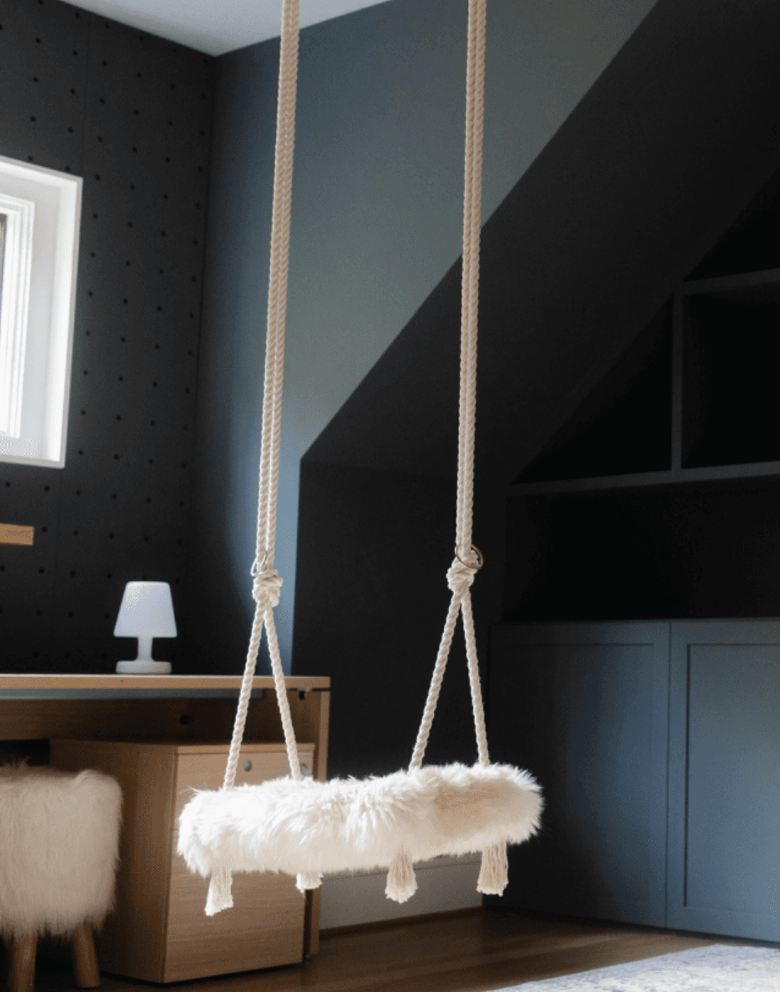 The Best Indoor Swings for Kids’ Comfort and Joy