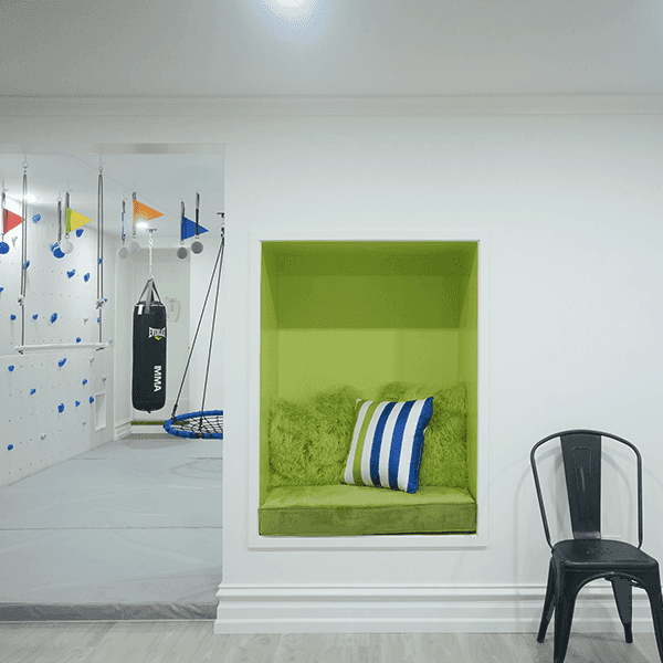 10 Modern Hangout Spaces for Teenagers - Smart Playrooms