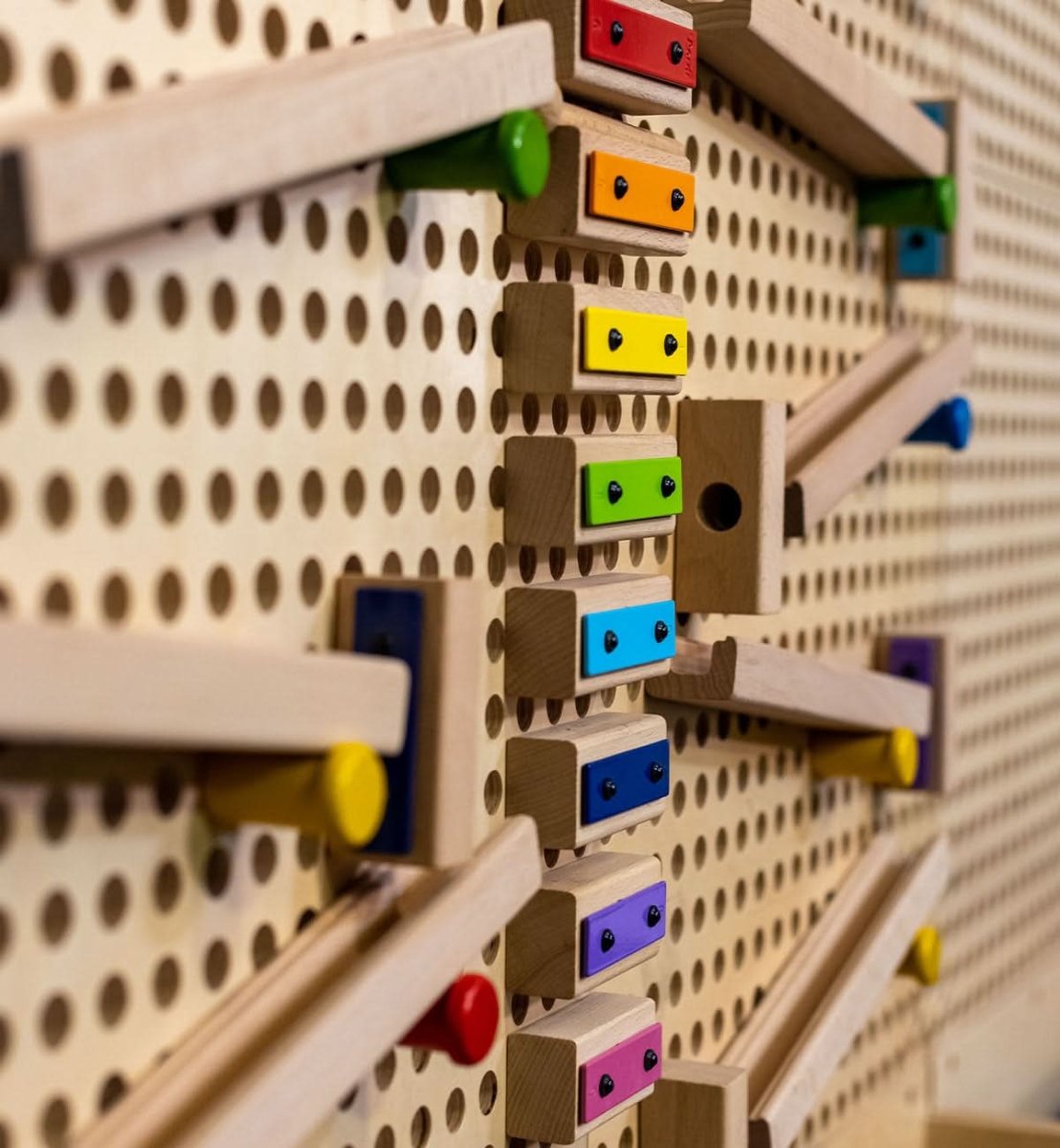 Xylophone Run Pegboard - Smart Playrooms